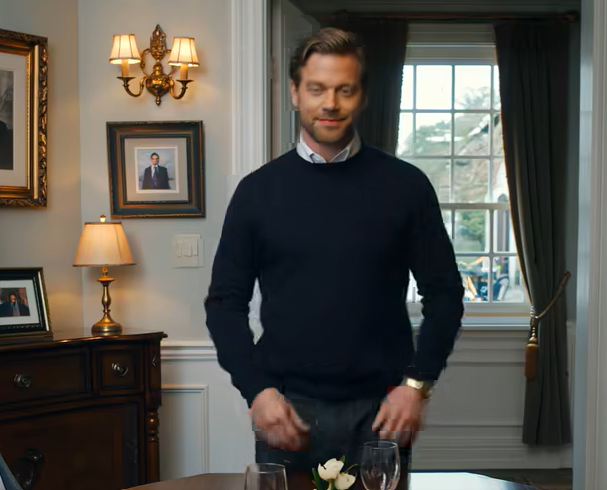 Min kones brors nye kæreste drillede mig ved middagen, og alle grinede. Min kones far sagde til mig, at jeg skulle “holde op med at få hans familie til at se dårlig ud.” Så jeg lod dem drille mig, indtil hun nævnte sit job. Så tog jeg min telefon frem – og så deres smil forsvinde.