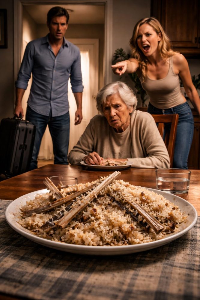 Jeg kom hjem fra en forretningsrejse og forventede at høre om bryllupsplanerne, ikke min 80-årige mors klagen. På bordet stod en skål med sure ris fyldt med fiskeben. Min forlovede hånede: “Du burde være taknemmelig for, at du gav mig noget at spise.” Straks tog jeg min vielsesring af og aflyste brylluppet – men det, jeg opdagede bagefter, var endnu værre.